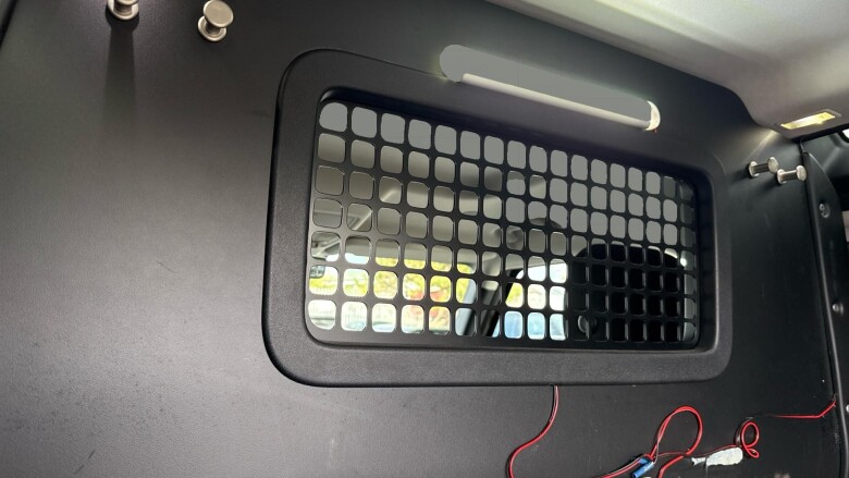 Land Rover Defender 90 Diesel 3.0 D200 Hard Top Auto